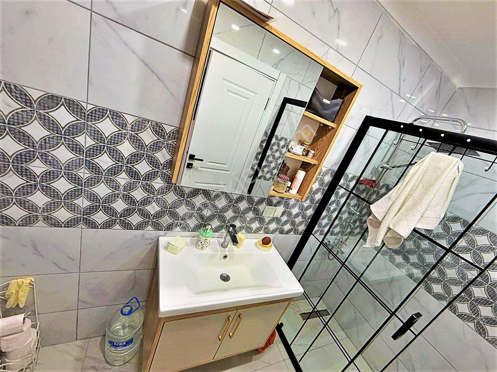 Edremitte Gültaş Emlaktan Satılık 2+1 Yep Yeni Doğalgazlı Daire Fırsatı Kaçmaz! - Görsel 23