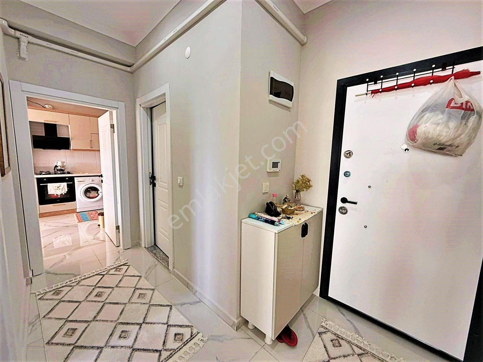 Edremitte Gültaş Emlaktan Satılık 2+1 Yep Yeni Doğalgazlı Daire Fırsatı Kaçmaz! - Görsel 9