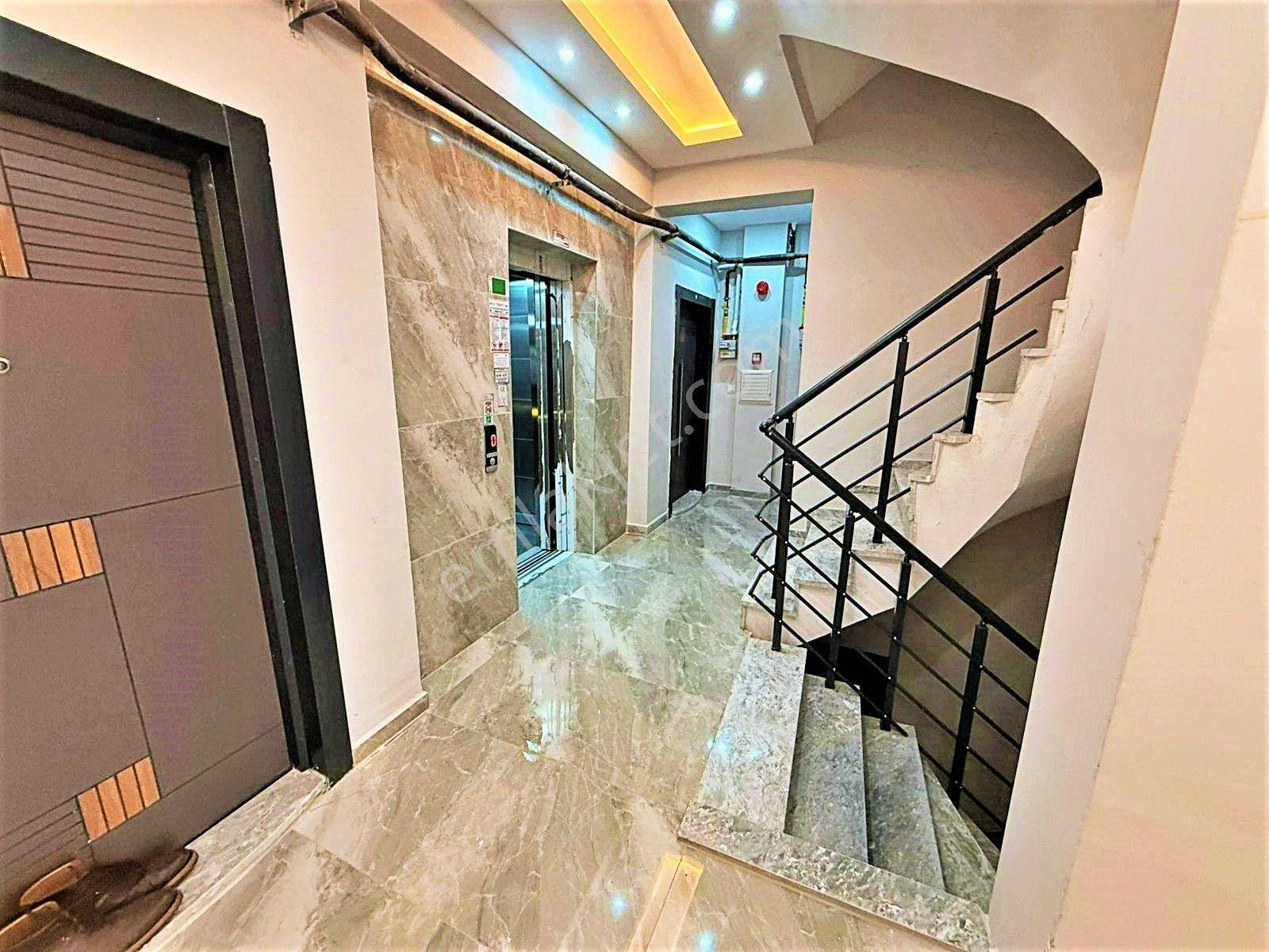 Edremitte Gültaş Emlaktan Satılık 2+1 Yep Yeni Doğalgazlı Daire Fırsatı Kaçmaz! - Görsel 14