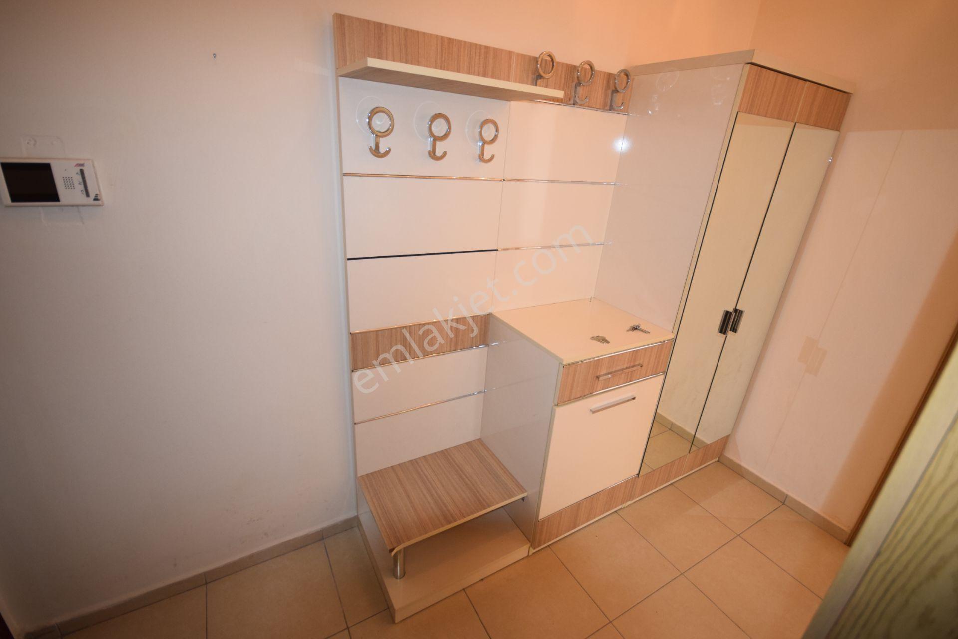 İlk-ev'den Salkımsöğütte Caddeye 1 Bina Bağımsız Bakımlı Kombili 1 Kat Ön Cephe 2+1 Çetinemeç Yakın - Görsel 22