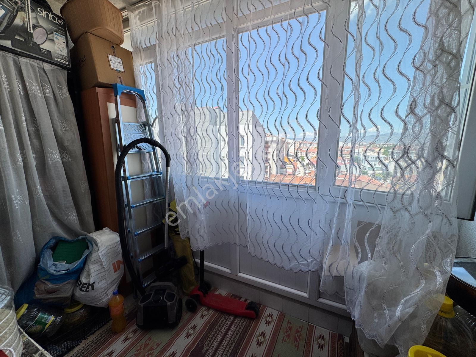 Ziyapaşa Cad. Teraslı 4+1 Satılık Geniş Ferah Daire - Görsel 15