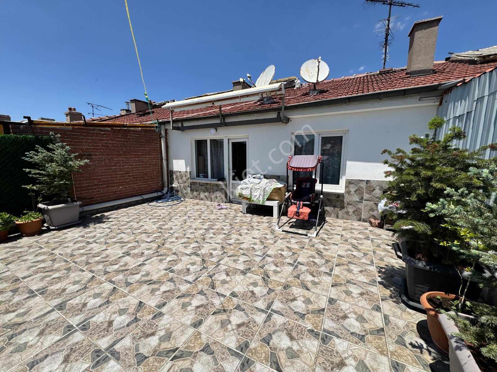 Ziyapaşa Cad. Teraslı 4+1 Satılık Geniş Ferah Daire - Görsel 28