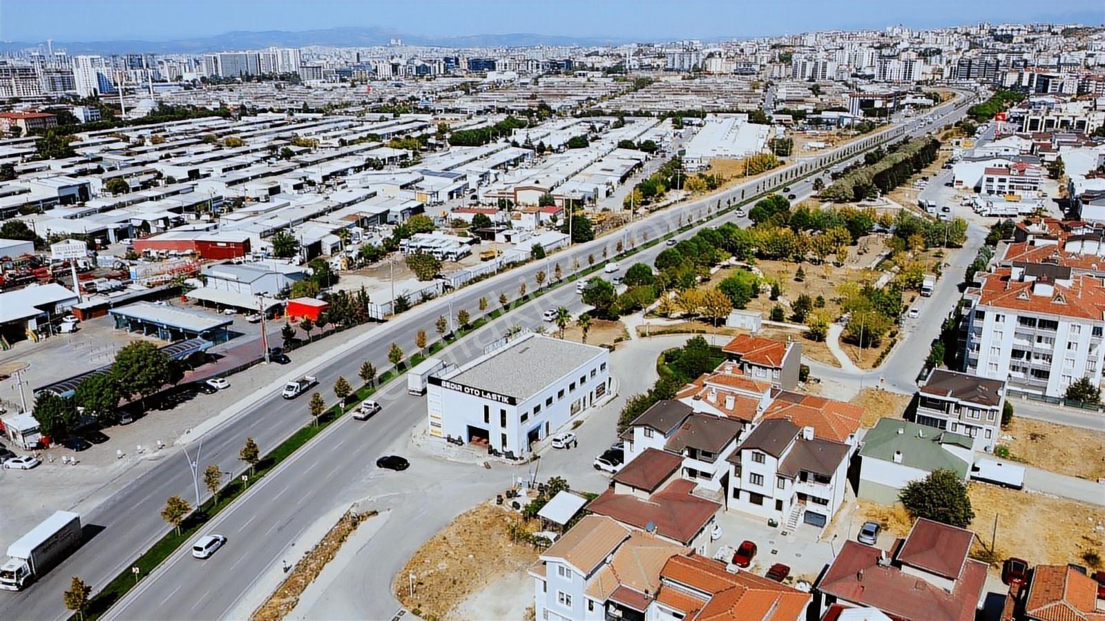 Kristal İz Ahıska Cd. Ticari Ruhsatlı Satılık 3 Katlı İş Yeri - Görsel 4