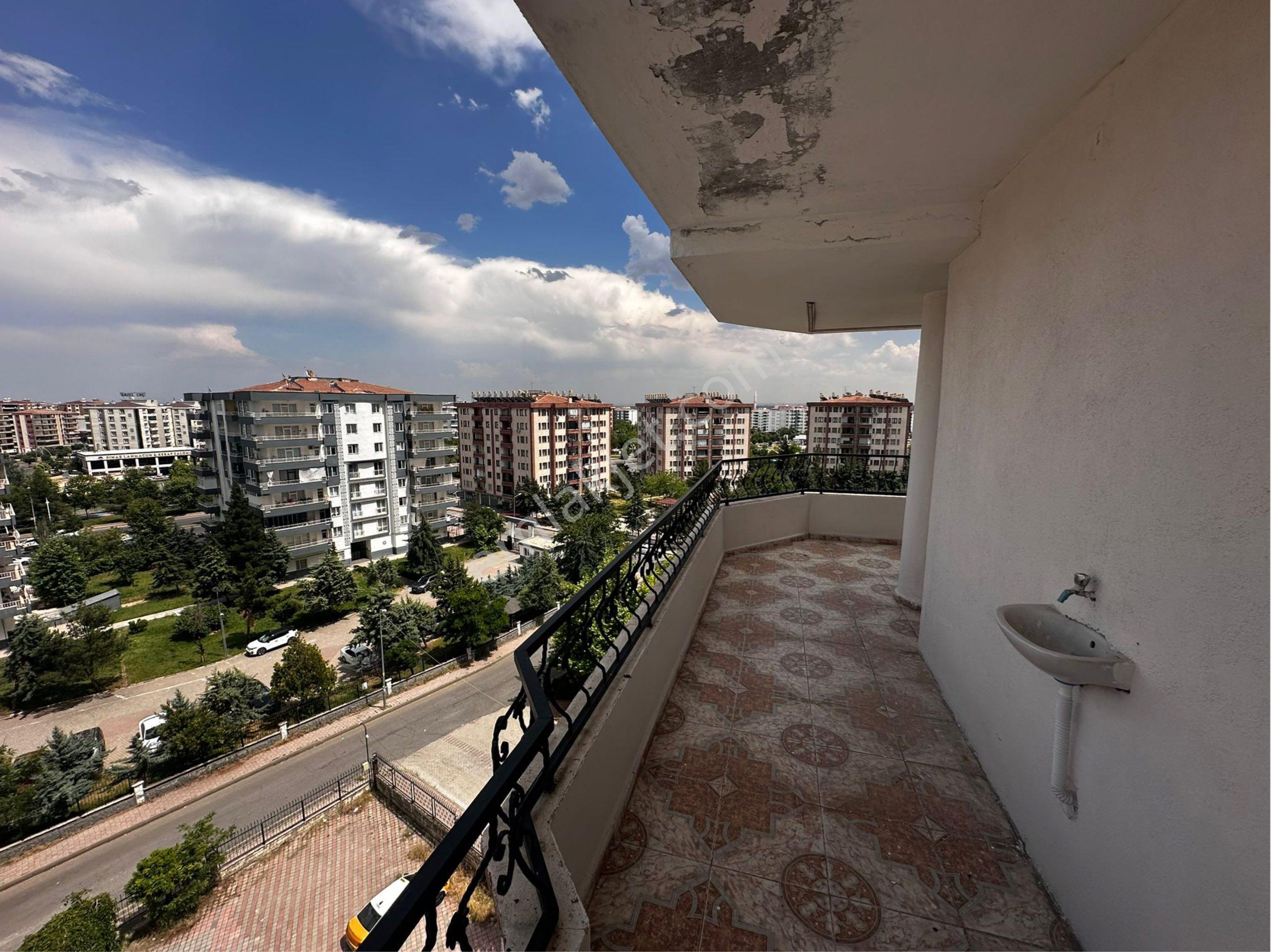 Bağcılar Bölgesi Göletli Park Karşısı Kiralık Daire - Görsel 5