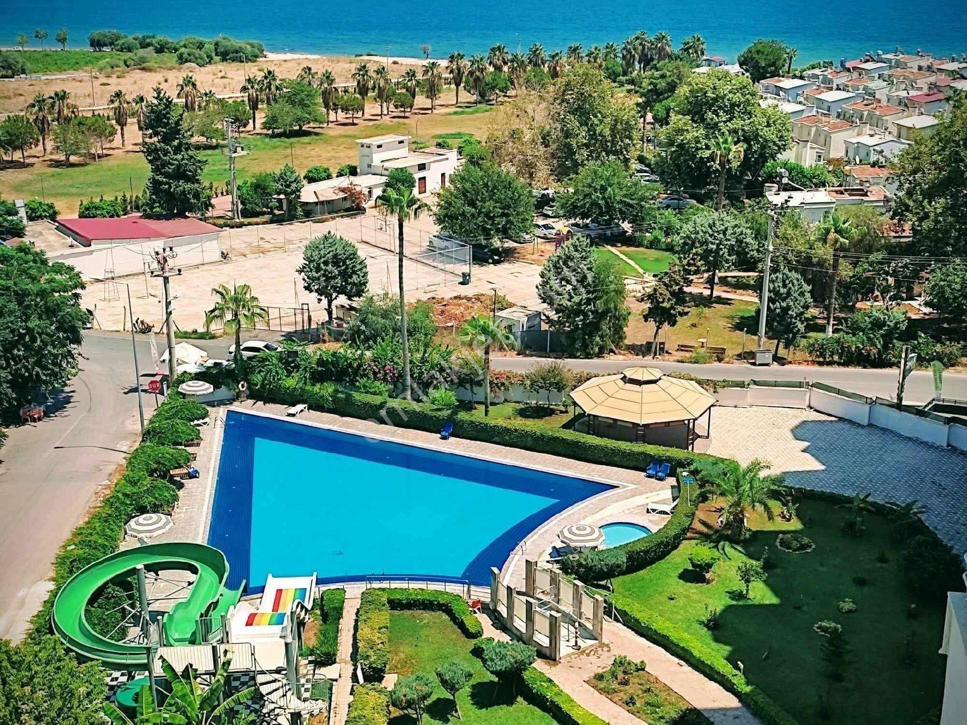 Çeşmeli Kiralık Deniz Manzaralı Aqua Havuzlu Fırsat Cazip - Görsel 5
