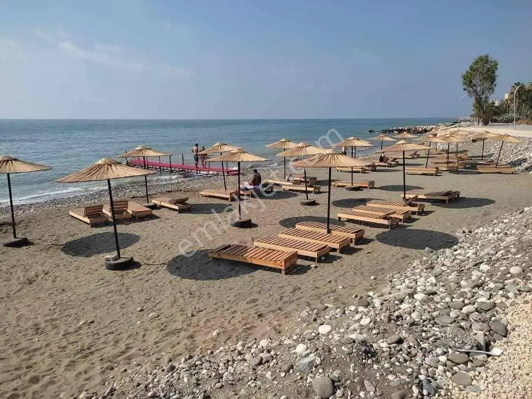Çeşmeli Kiralık Deniz Manzaralı Aqua Havuzlu Fırsat Cazip - Görsel 4