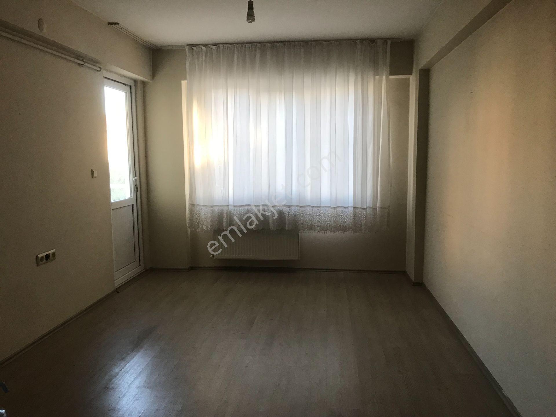 Gözde Gayrimenkul'den Sakarya Mahallesinde Kiralık 2+1 Daire