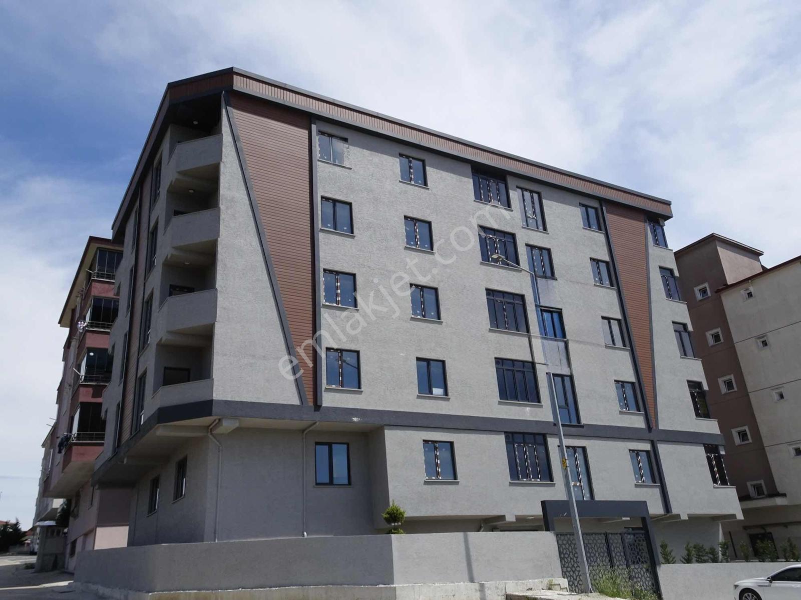 Onay 'dan Çerkezköy Fatih Mh. Hastane Yakın Sıfır 1+1 Daire - Görsel 2