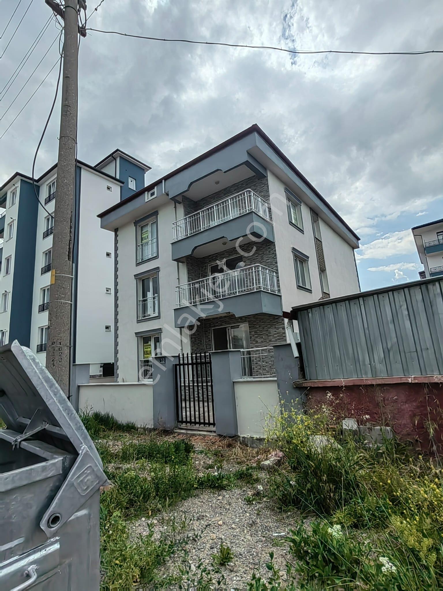Nasreddin Emlaktan Yeni Hastane Civarı Kiralık Daire - Görsel 12