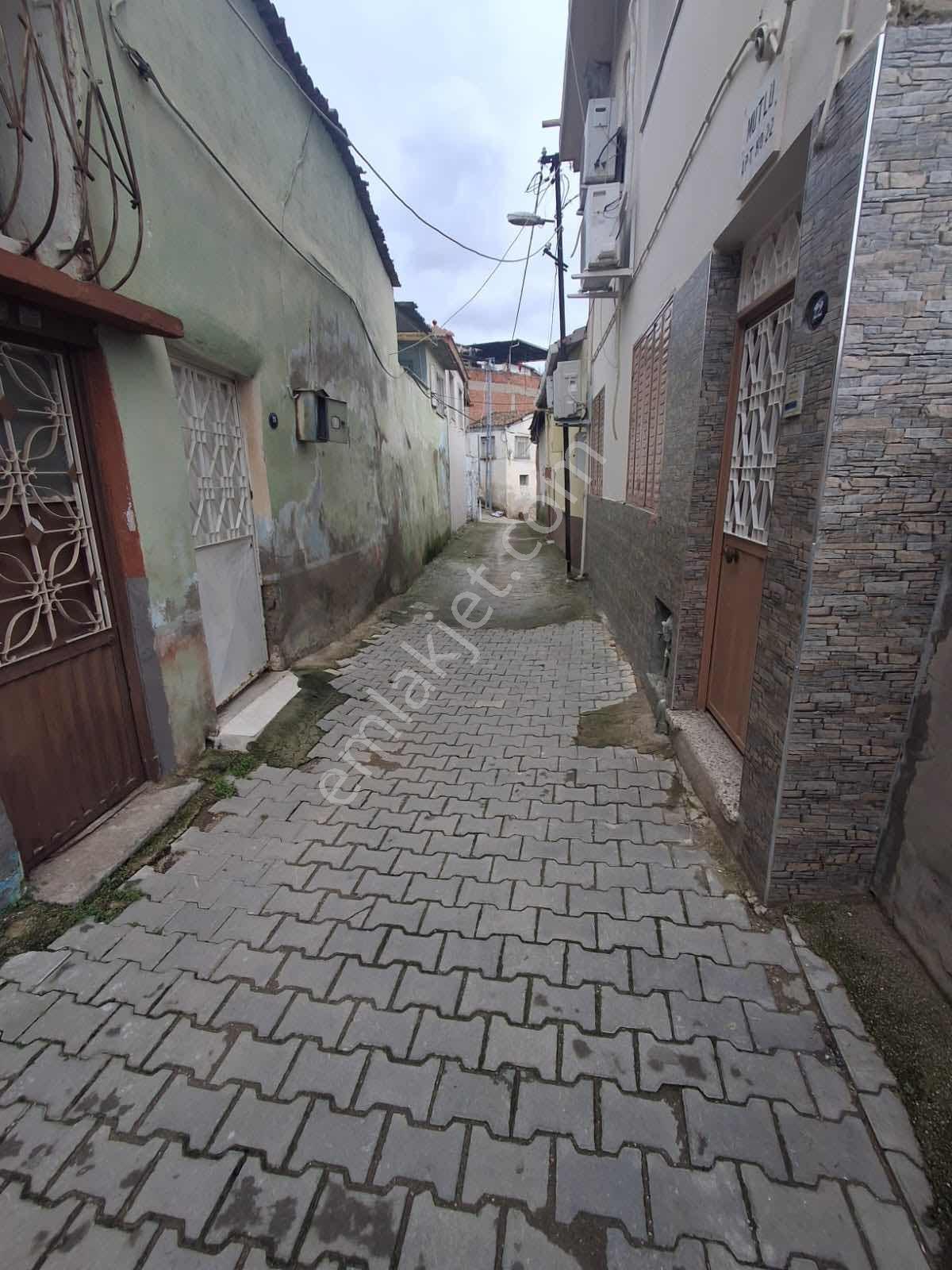 Tire Akar Emlaktan Satılık Müstakil Ev Merkezde - Görsel 14