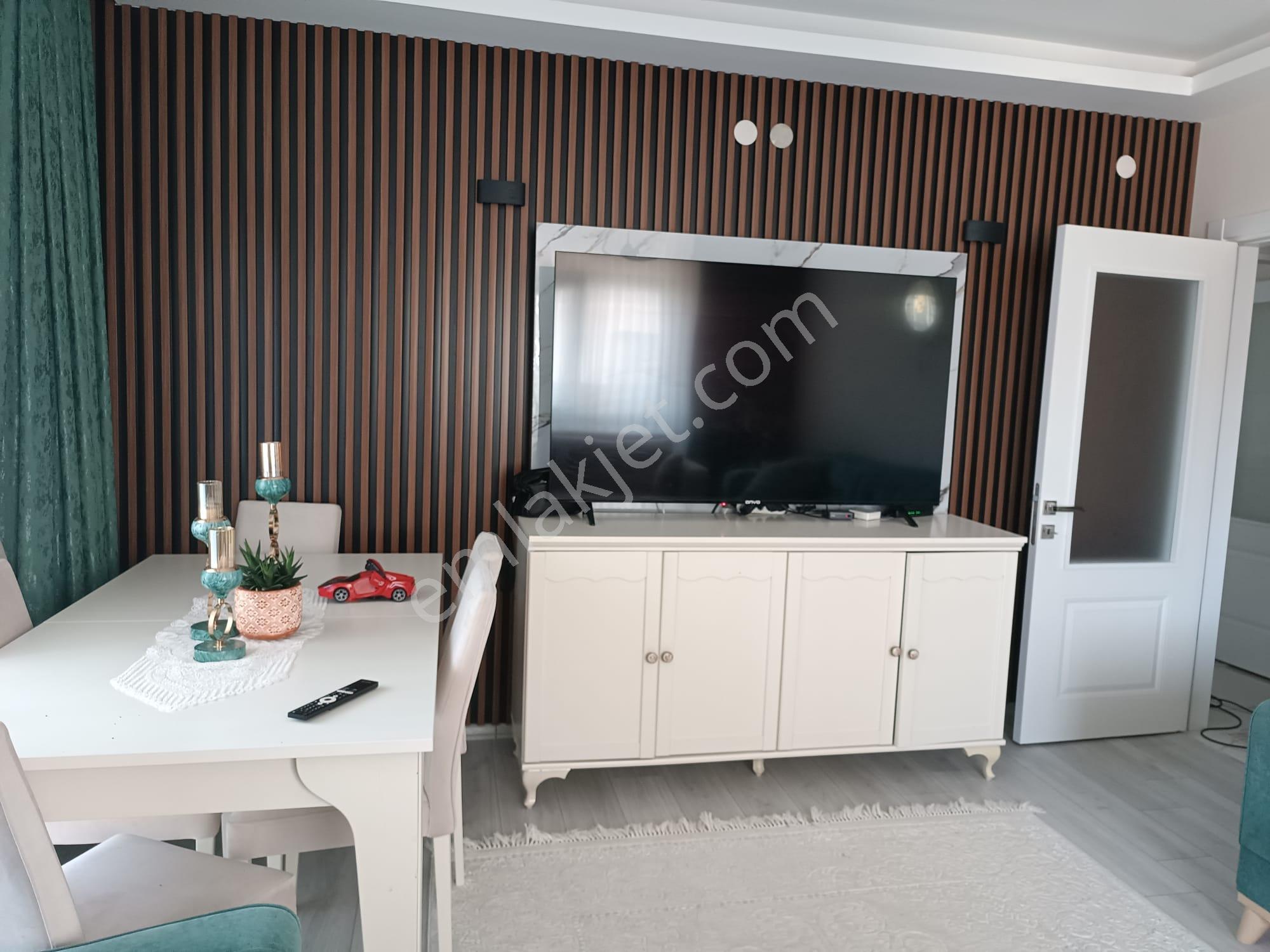 Kiralık İzmir Menemen Esatpaşa Mah.site İçerisinde 3+1 Sıfır Daire
