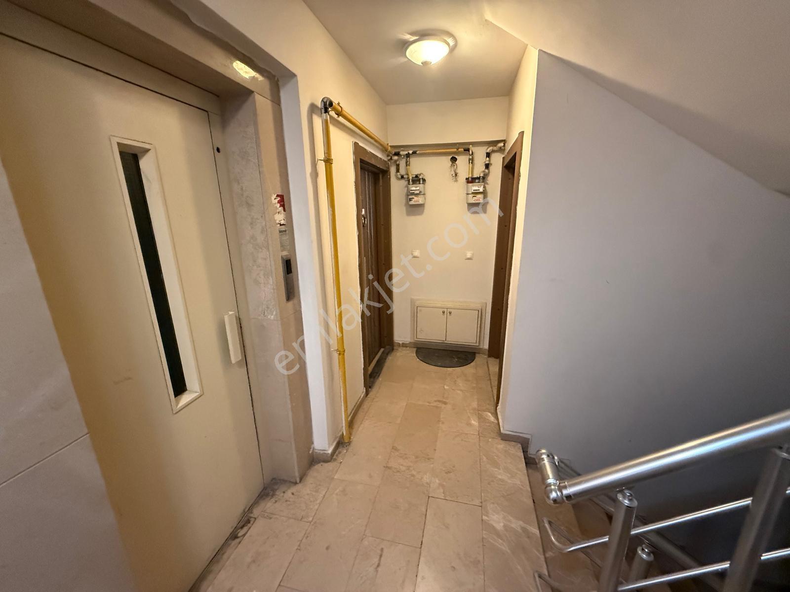 Dumlupınar'da Satılık 1+1 Temiz Eşyalı Daire - Görsel 10