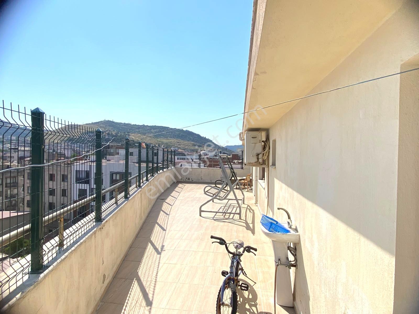 Söke'de Doğalgazlı Eşyalı/eşyasız 3+1 Kiralık Çatı Dublex Daire - Görsel 9