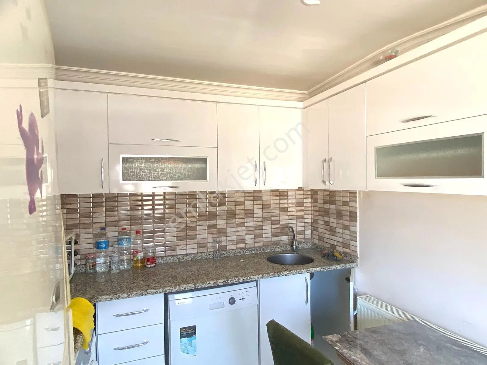 Söke'de Doğalgazlı Eşyalı/eşyasız 3+1 Kiralık Çatı Dublex Daire - Görsel 3