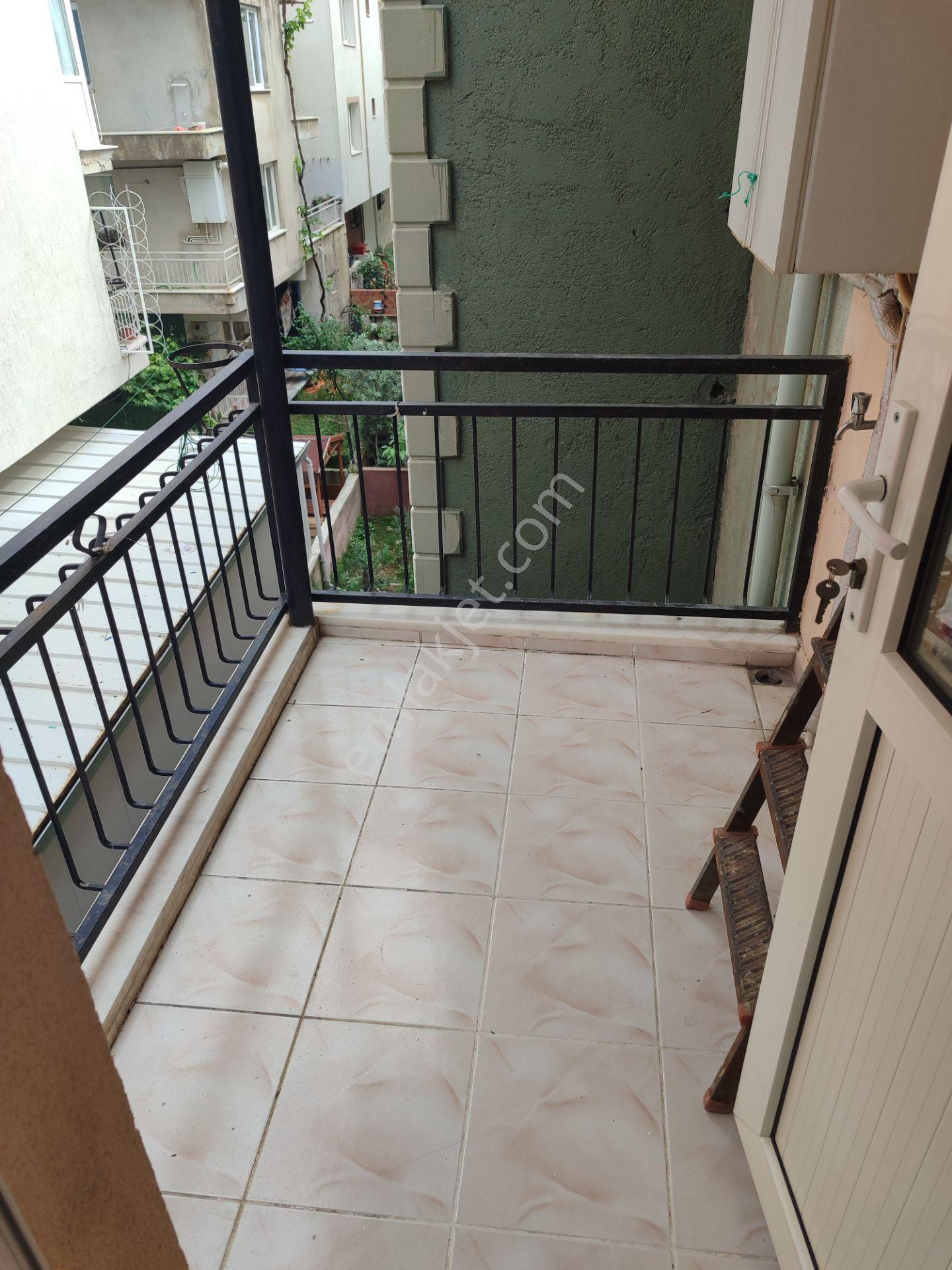 Kemalpaşanın Merkezinde Yeni Adliye Binasına Yakın Kiralık 3+1 Daire - Görsel 6