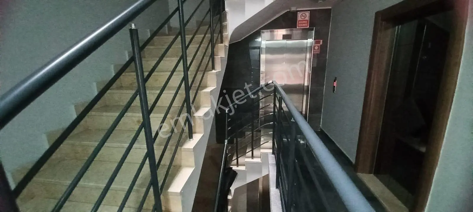 Ertuğrulgazı Mahallesinde 2+1 Satılık Daıre - Görsel 4