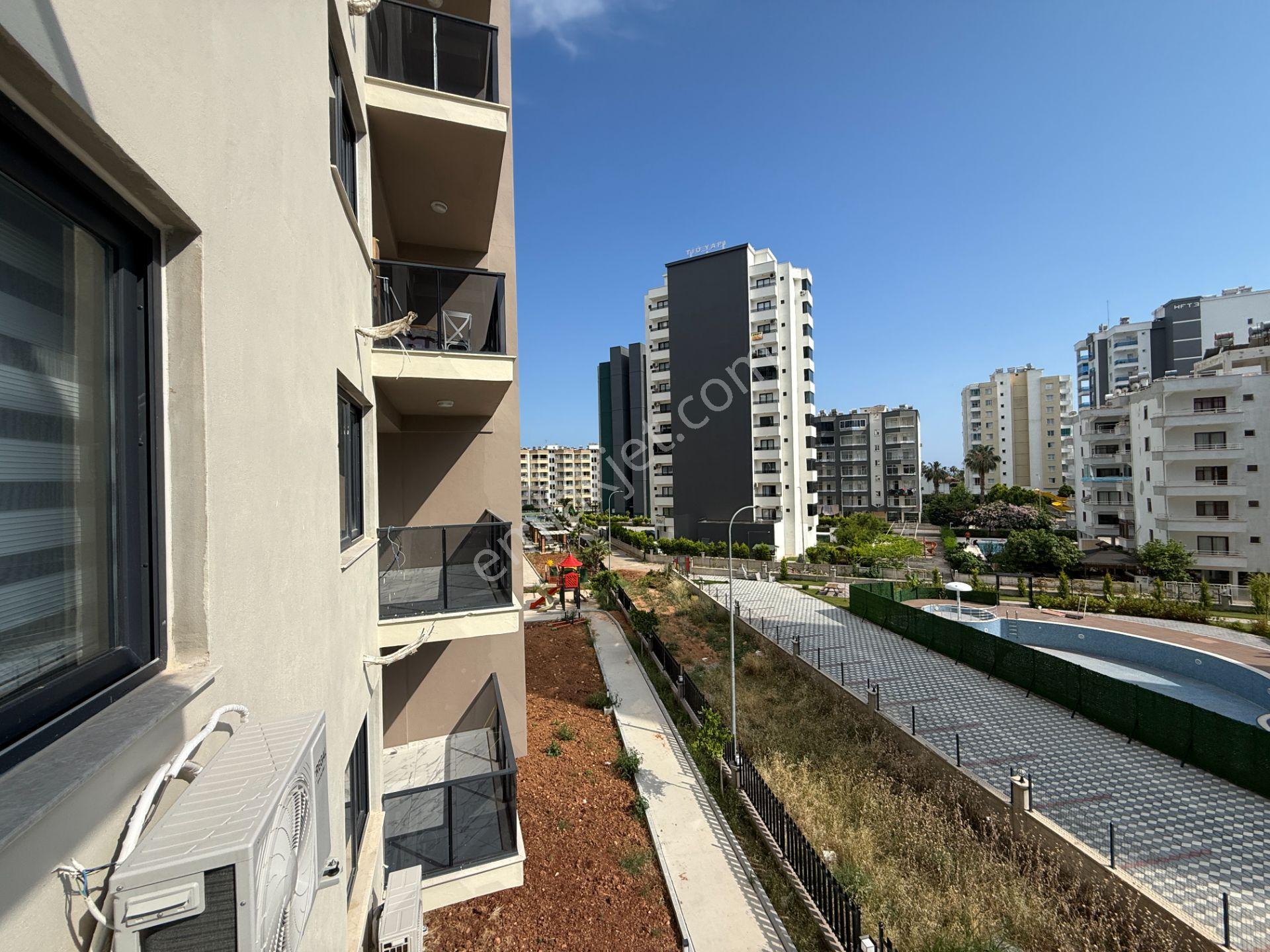 Eşyalı Ve Taşınmaya Hazır | Liparis Kremlin'de 1+1 Kiralık Daire - Görsel 33