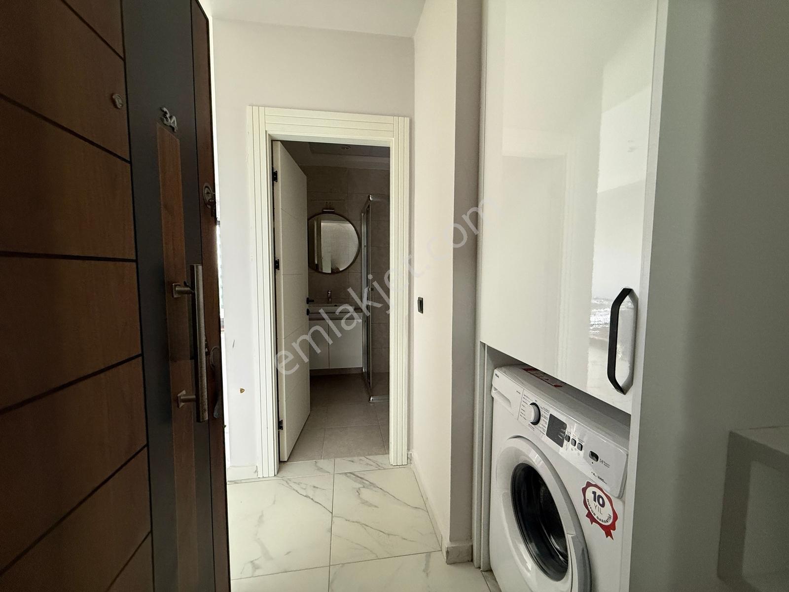 Eşyalı Ve Taşınmaya Hazır | Liparis Kremlin'de 1+1 Kiralık Daire - Görsel 3
