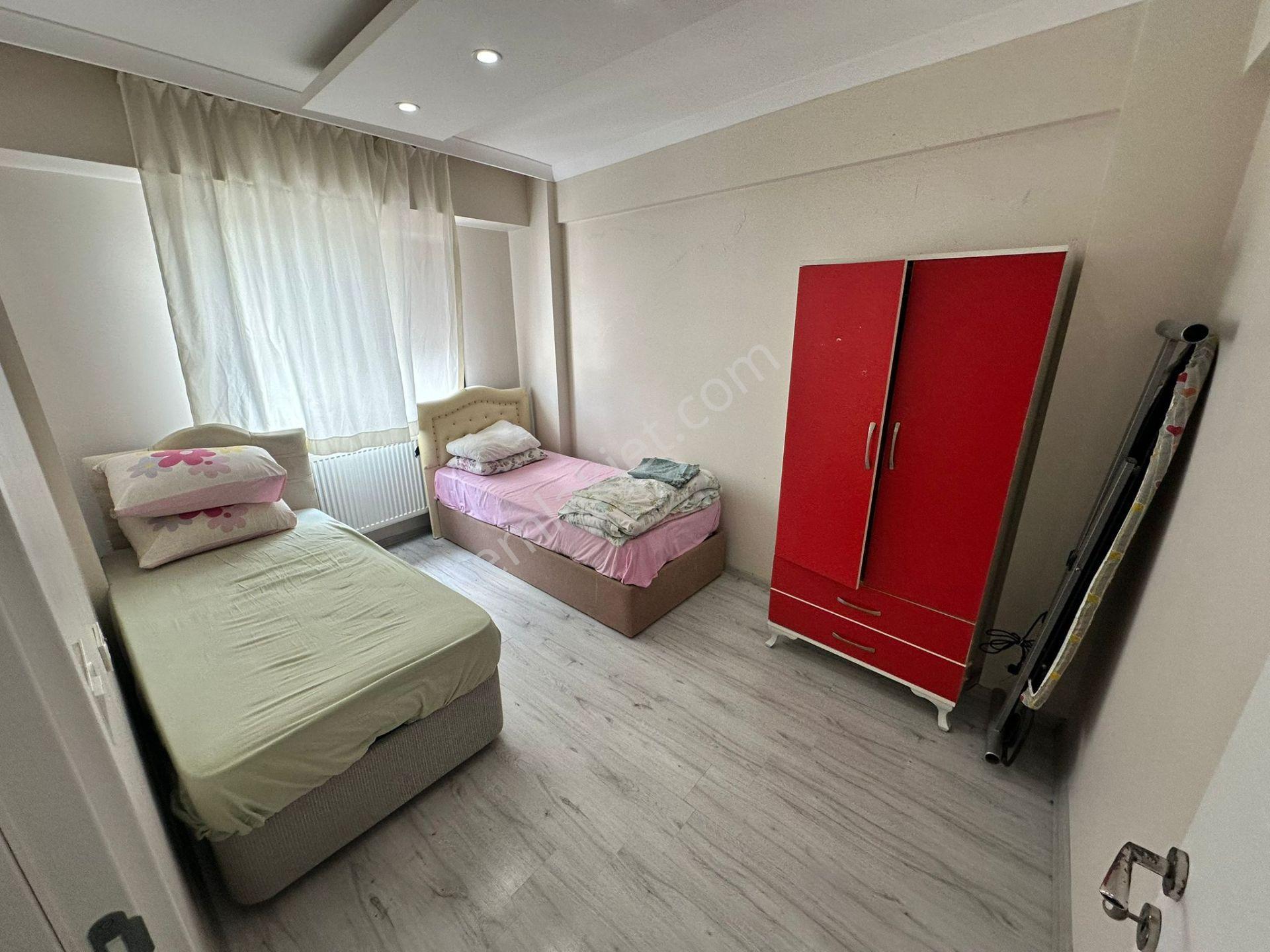 Zeki Emlak'tan Manisa Muradiye Mh. Merkezi Konumda Kiralık 1+1 Eşyalı Daire - Görsel 8