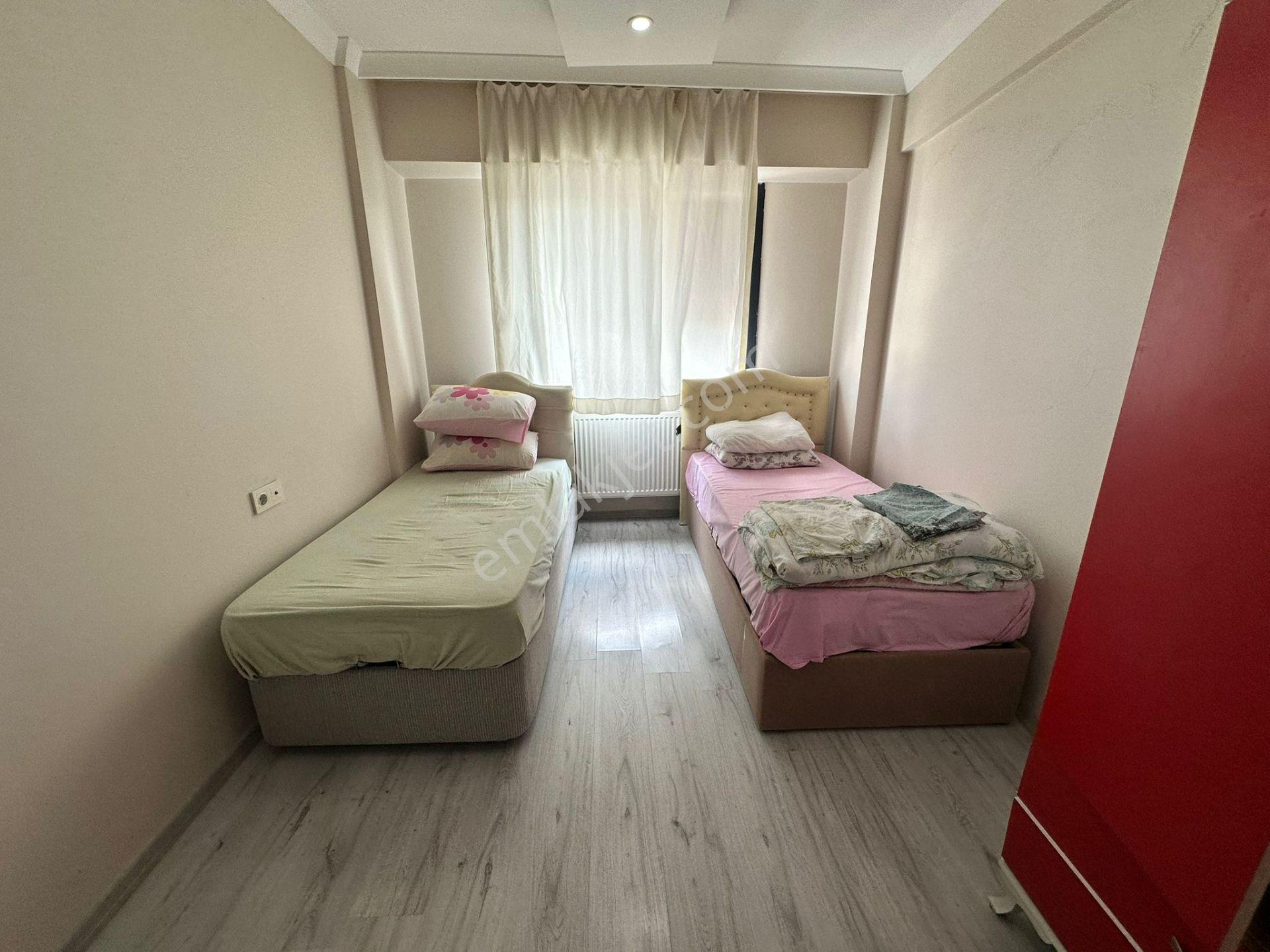 Zeki Emlak'tan Manisa Muradiye Mh. Merkezi Konumda Kiralık 1+1 Eşyalı Daire - Görsel 9
