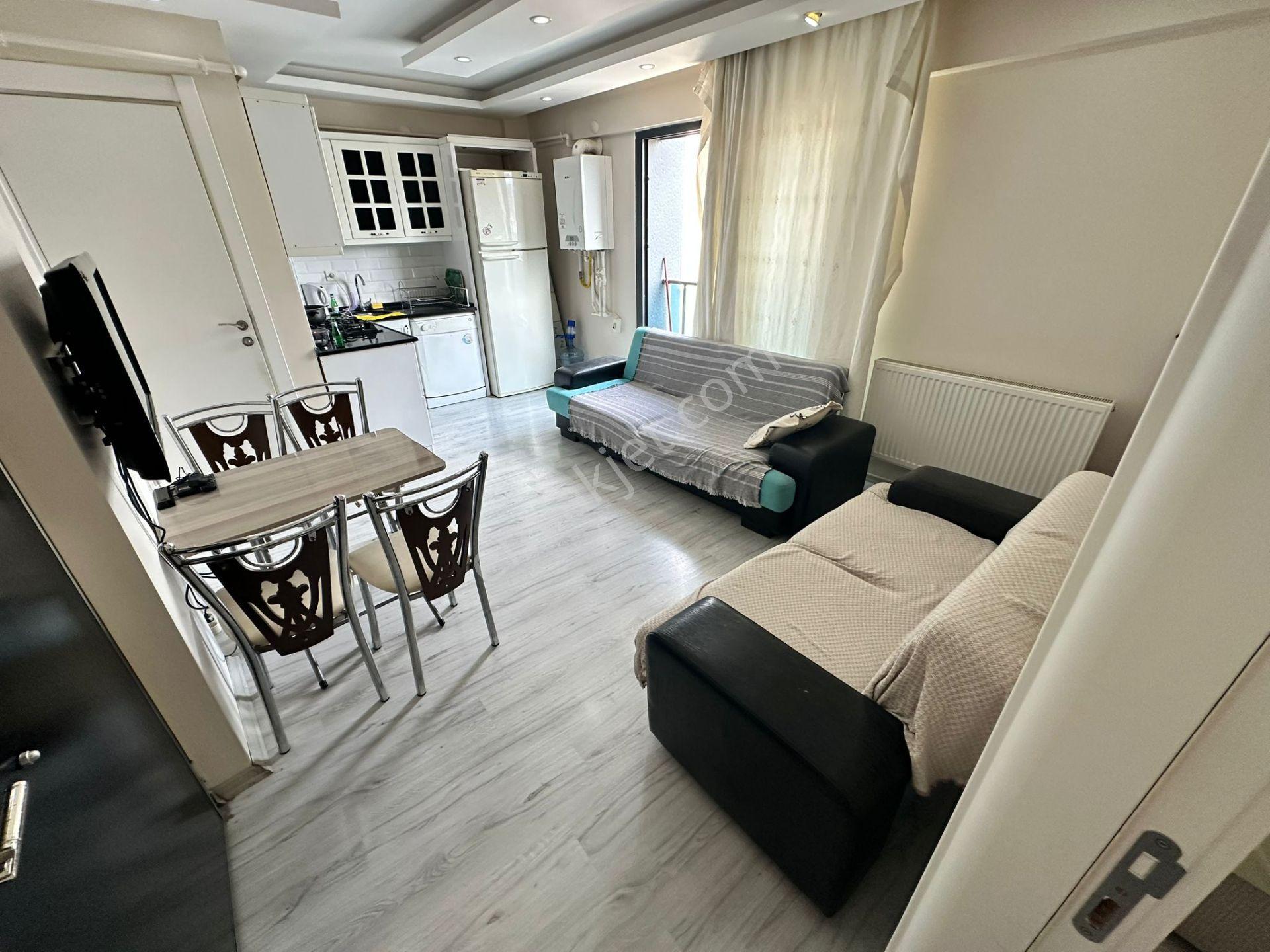Zeki Emlak'tan Manisa Muradiye Mh. Merkezi Konumda Kiralık 1+1 Eşyalı Daire