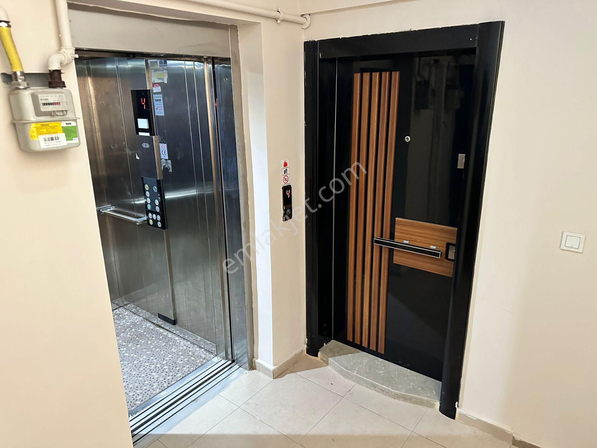 Zeki Emlak'tan Manisa Muradiye Mh. Merkezi Konumda Kiralık 1+1 Eşyalı Daire - Görsel 12