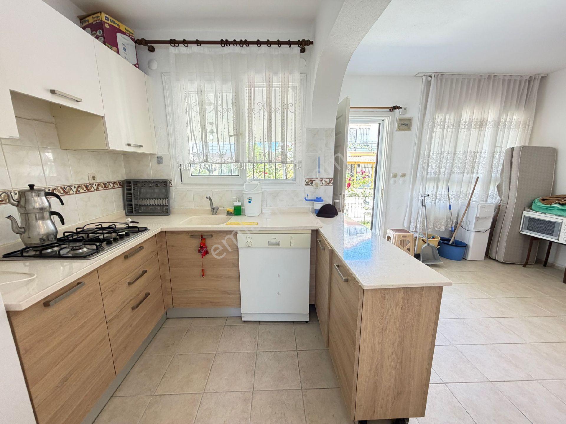 Sahil Sitelerinde Tek Müstakil Havuzlu Site De 4+1 Villa - Görsel 9