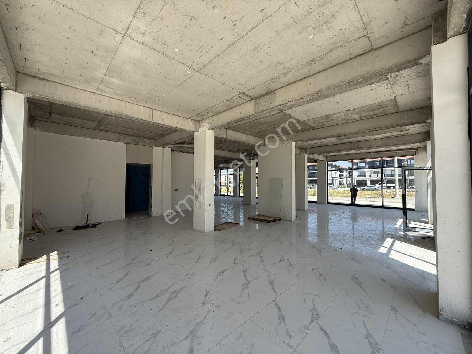 Fatih Mah. Kiralık Çıkmalar İle Beraber 700 M2 Köşe Dükkan - Görsel 10