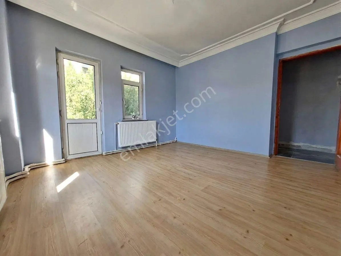 Remax Mavi Murat Ocaktar Dan Muhsin Yazıcıoğlu Bulvar. Kiralık - Görsel 4