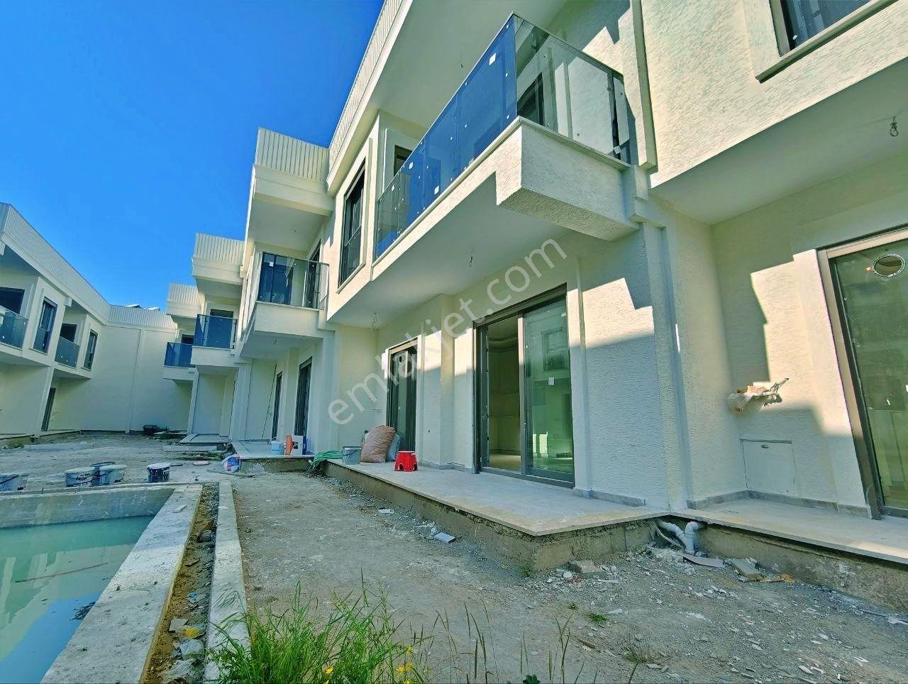 Uytundan Kızılkeçilide Otoparklı Havuzlu Sıfır 3+1 Lüks Villa - Görsel 31