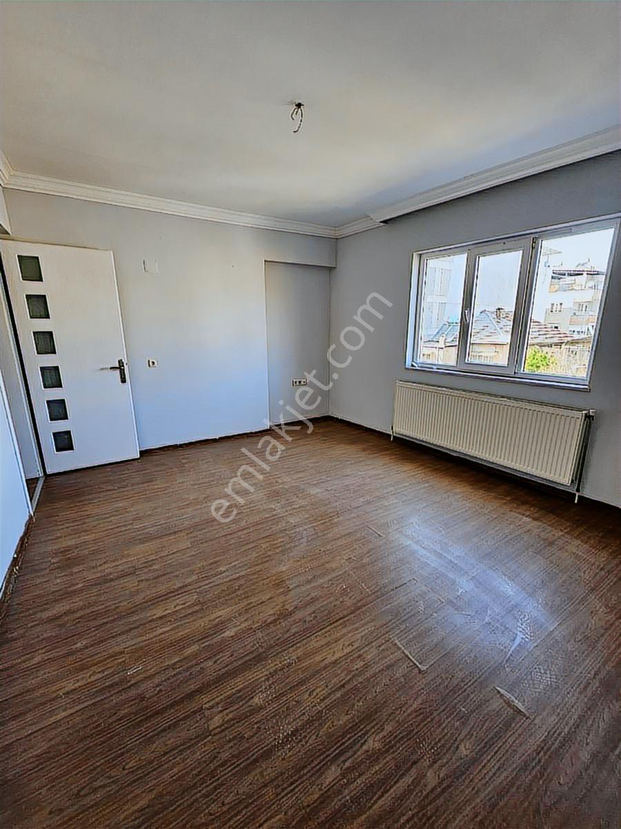 Nazilli Altıntaş Mahallesinde Merkezi Konumda Kiralık 3+1 Daire - Görsel 13