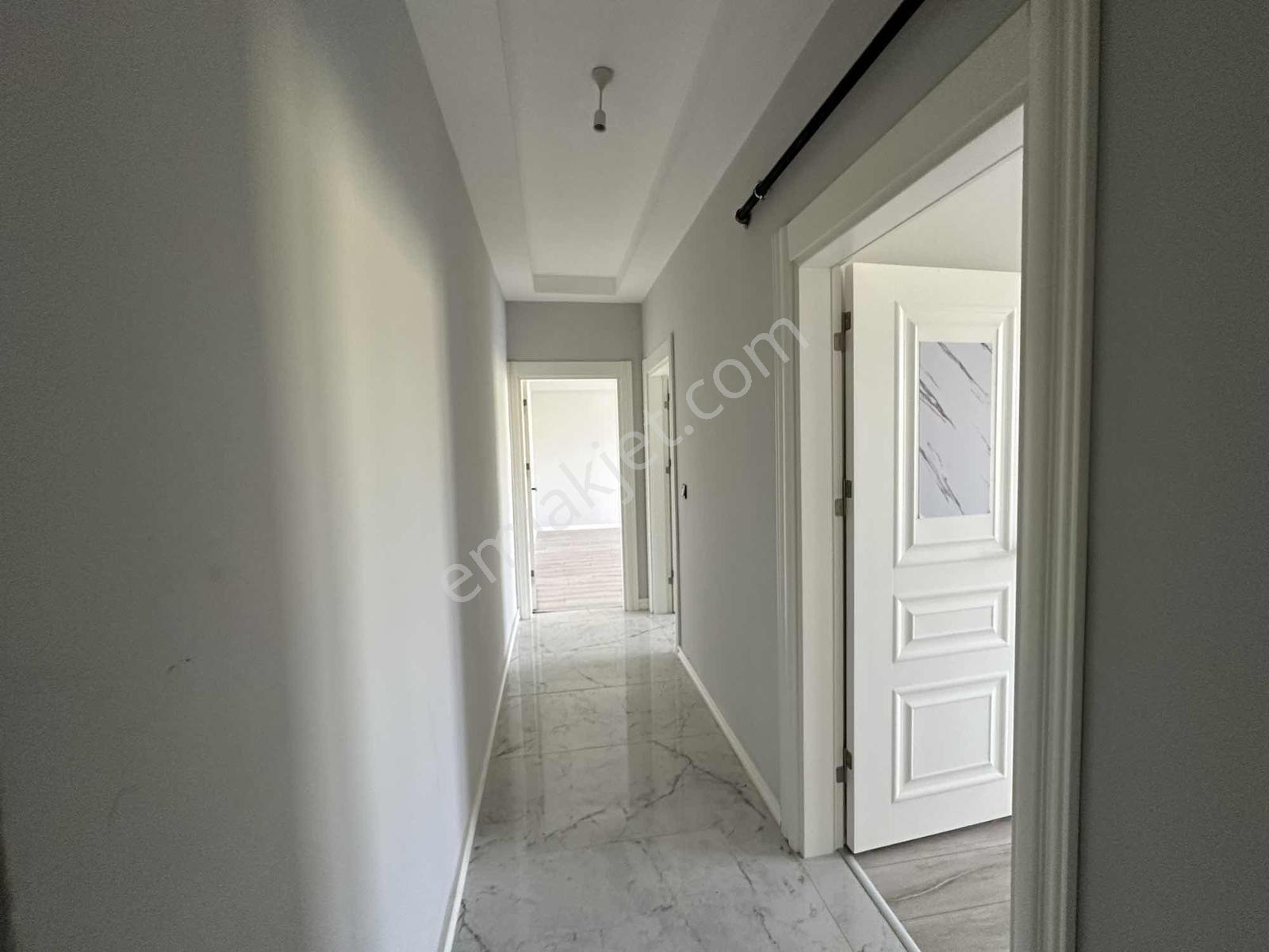 Çiftlikköy Vadi Şehir Sitesi'nde Kiralık Geniş Daire - Görsel 17