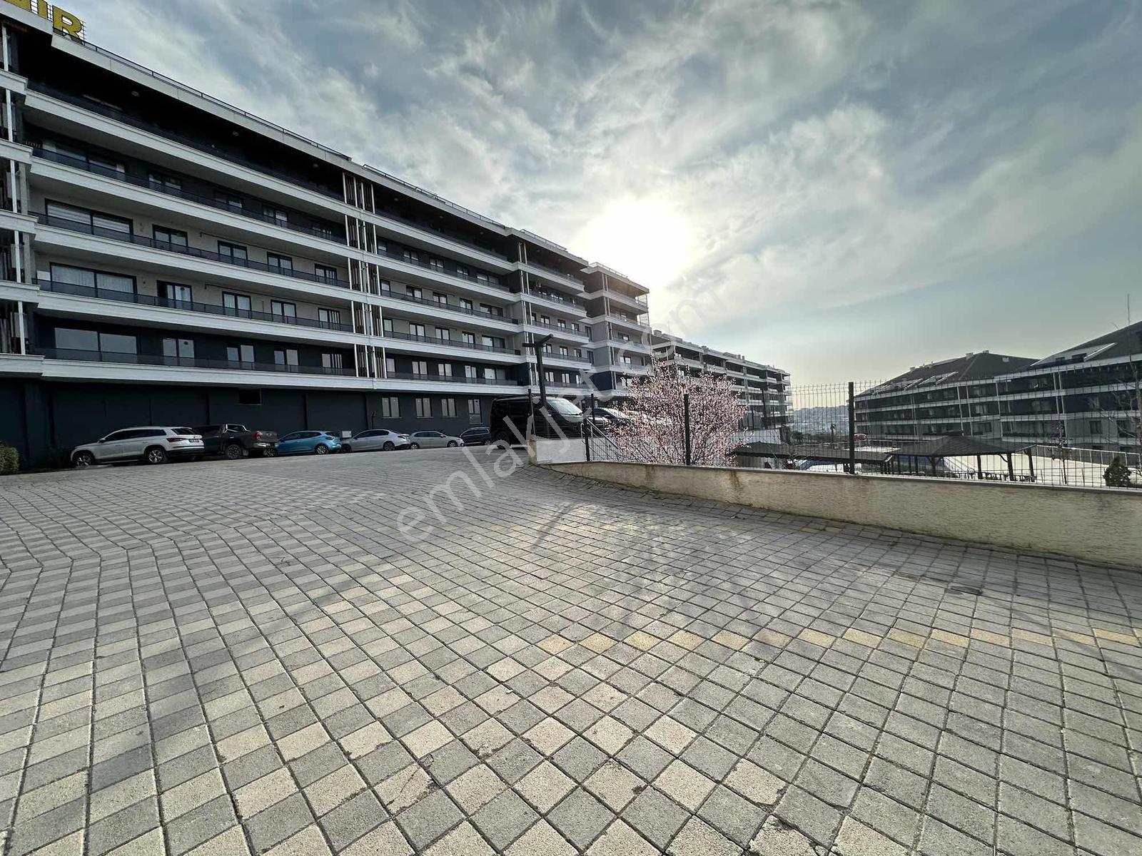 Çiftlikköy Vadi Şehir Sitesi'nde Kiralık Geniş Daire - Görsel 4