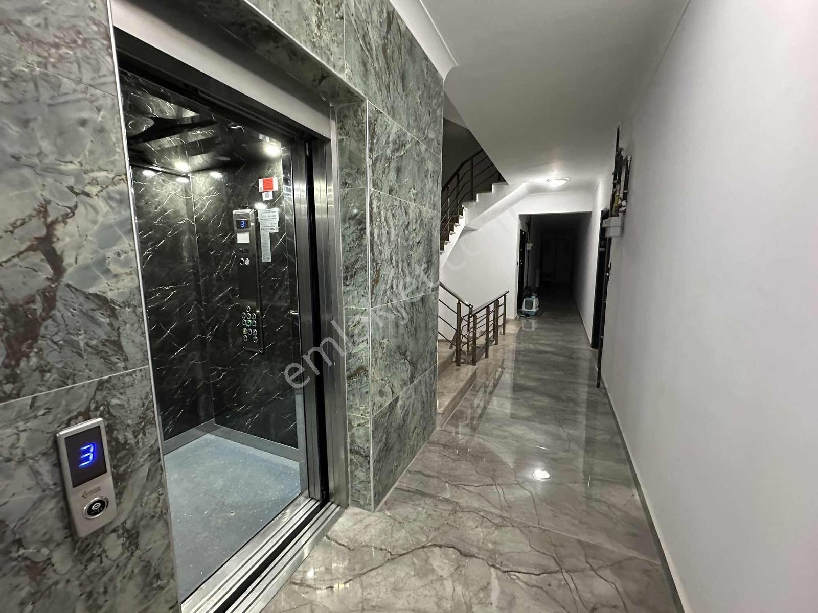 Çiftlikköy Vadi Şehir Sitesi'nde Kiralık Geniş Daire - Görsel 5
