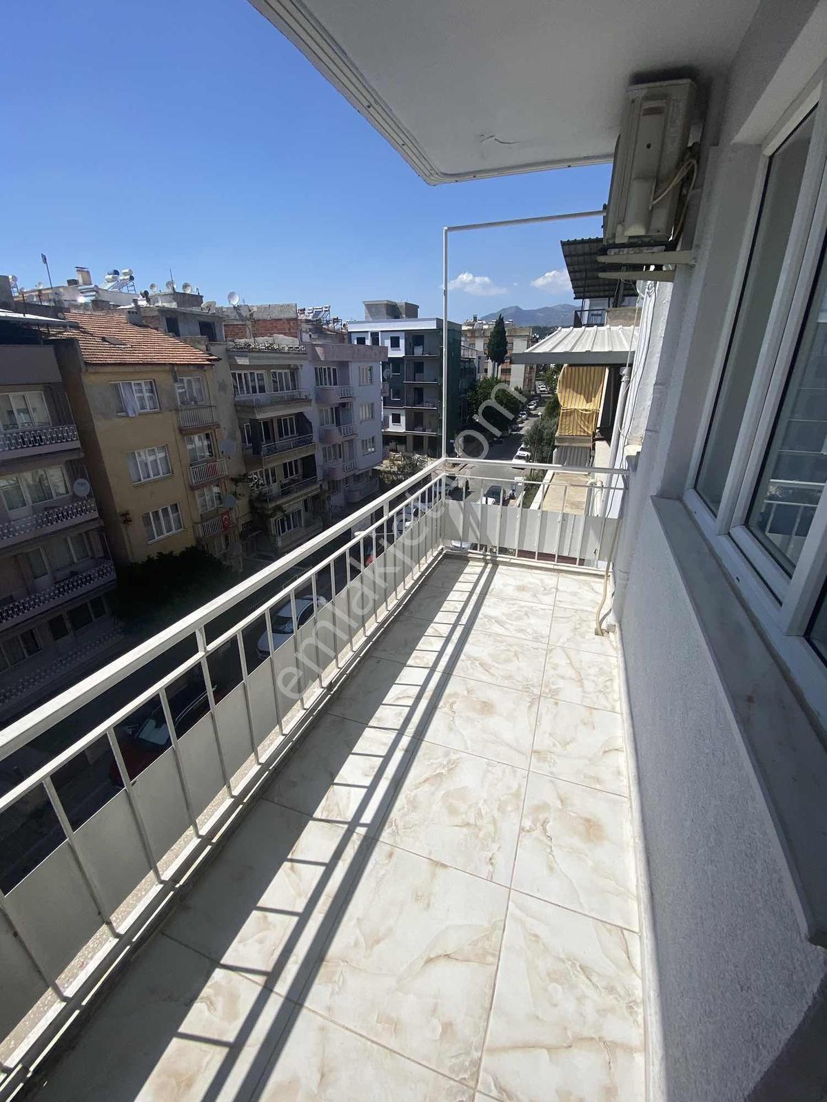 Aydın Kurtuluş Mah. Zübeyde Hnm. Cad. Satılık 2+1 D.gazlı Daire - Görsel 10