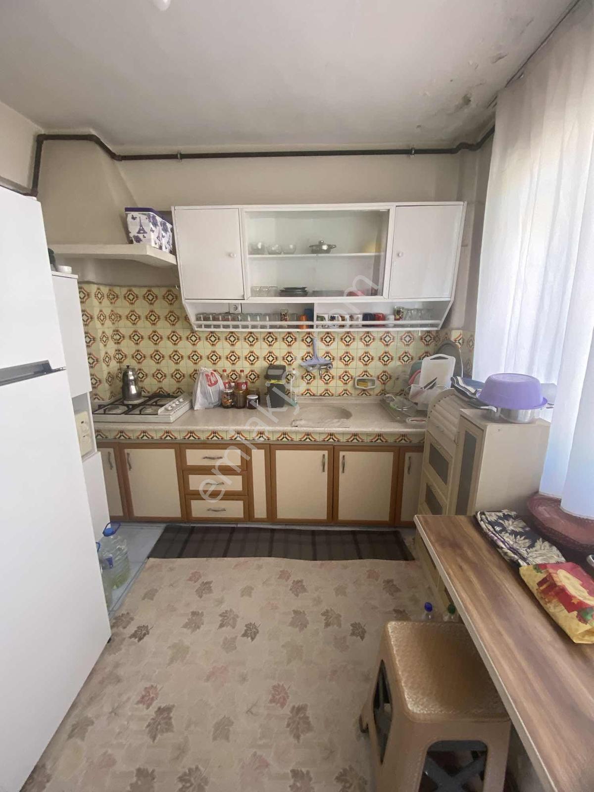 Aydın Kurtuluş Mah. Zübeyde Hnm. Cad. Satılık 2+1 D.gazlı Daire - Görsel 11