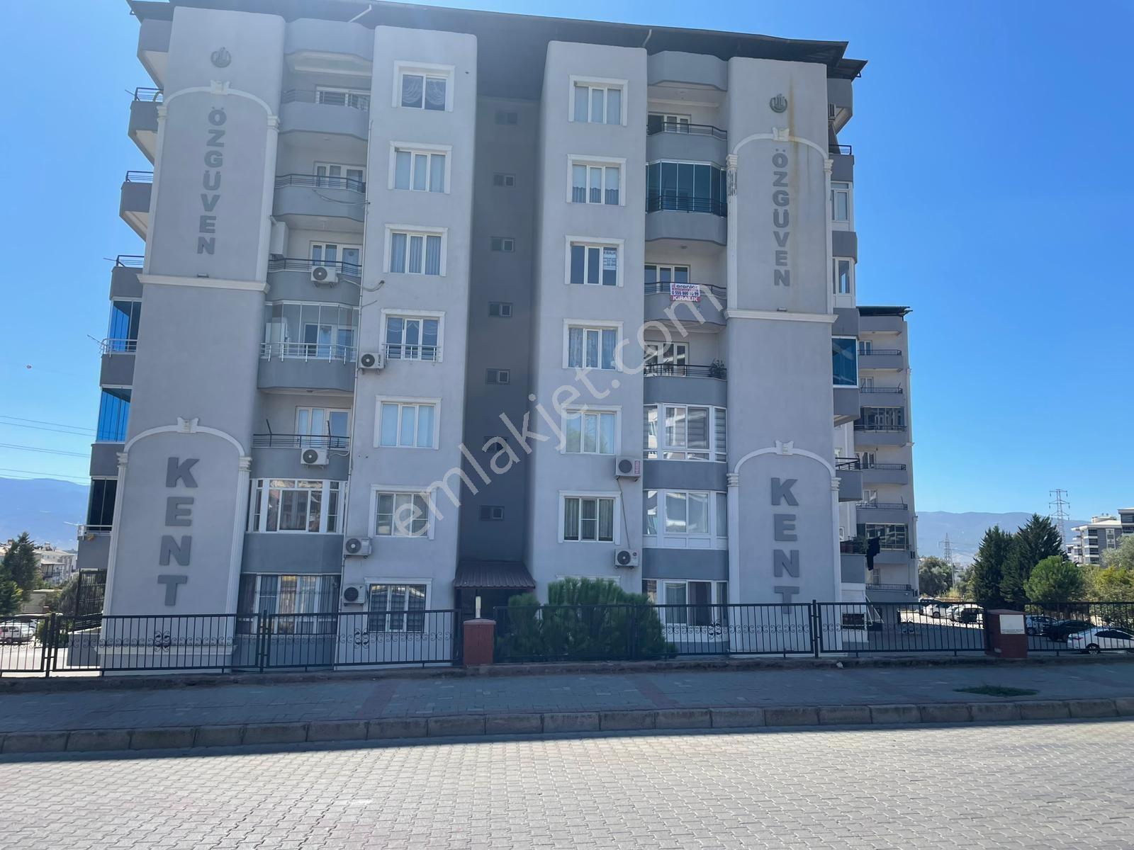 Nazilli Zafer Mah.site İçerisinde 3+1 Doğal Gazlı Kiralık Daire