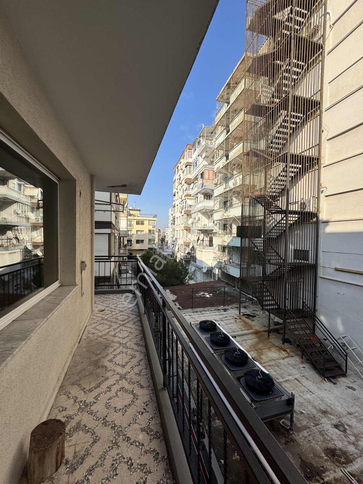 Bürmen'den Hatay Caddesi Paraleli Kombili Daire - Görsel 30