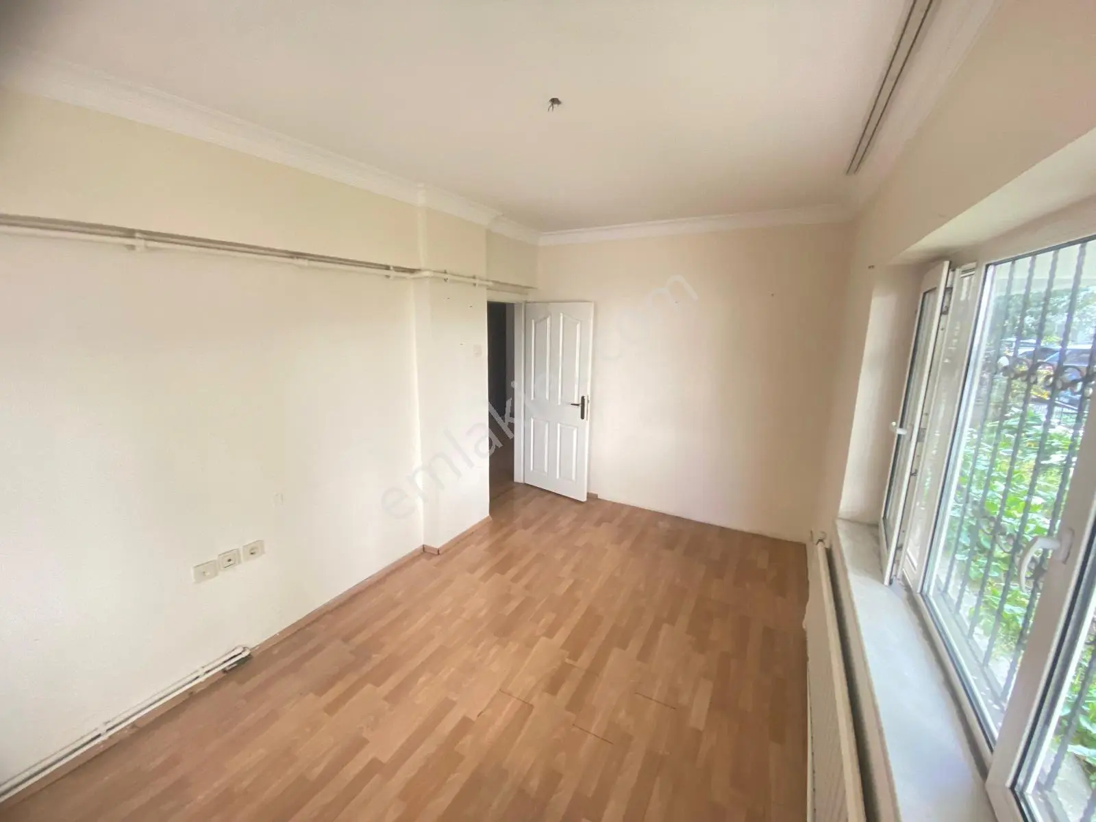 Blue Yatırımdan Tam Merkezde Kiralık 2+1 Yüksek Giriş Daire !!! - Görsel 3