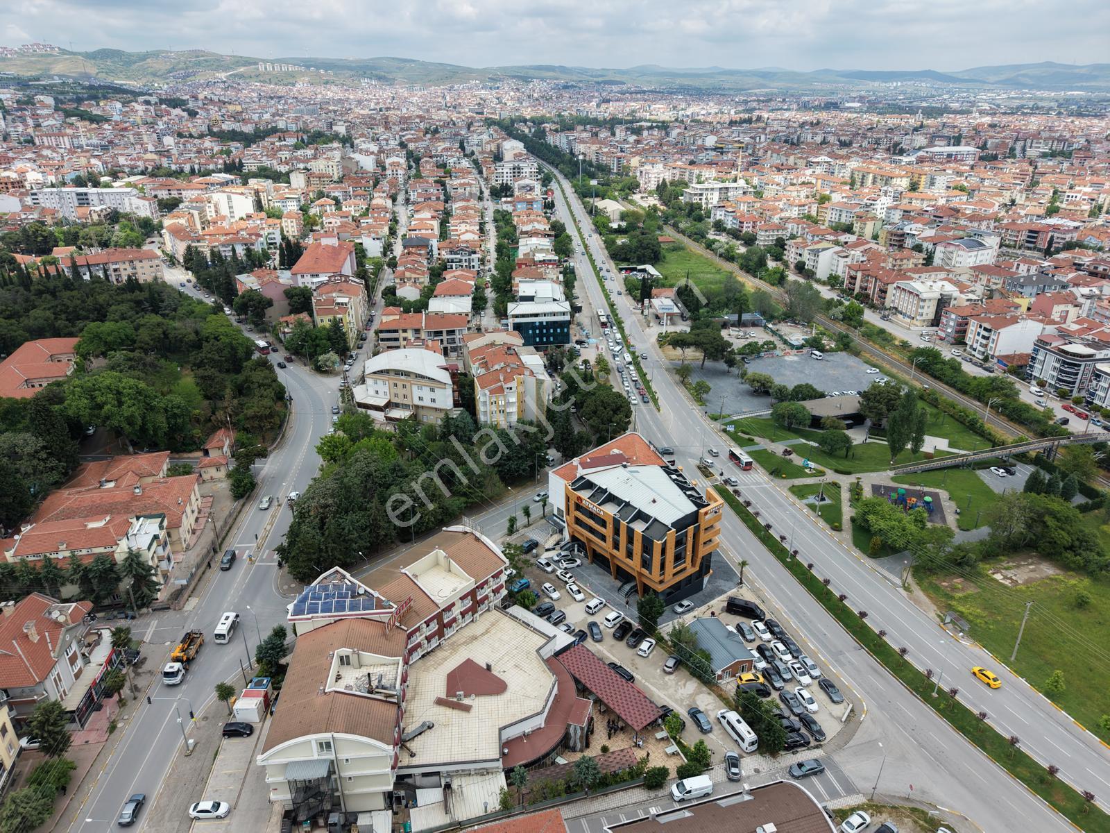 Cb King'den İzmir Yolu Üzeri'nde Ultra Lüks Satılık Dubleks Ofis