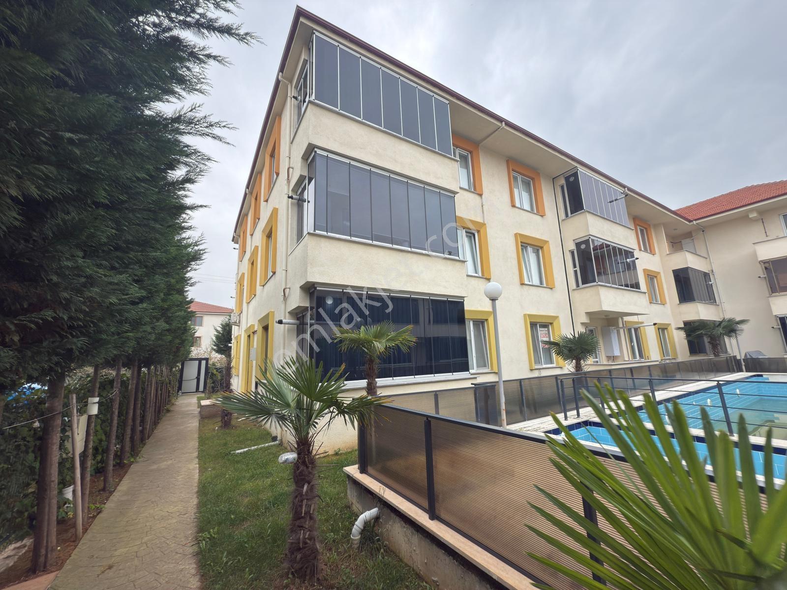 Yenimahallede Havuz Cephe Full Eşyalı 2+1 Fırsat Daire - Görsel 19
