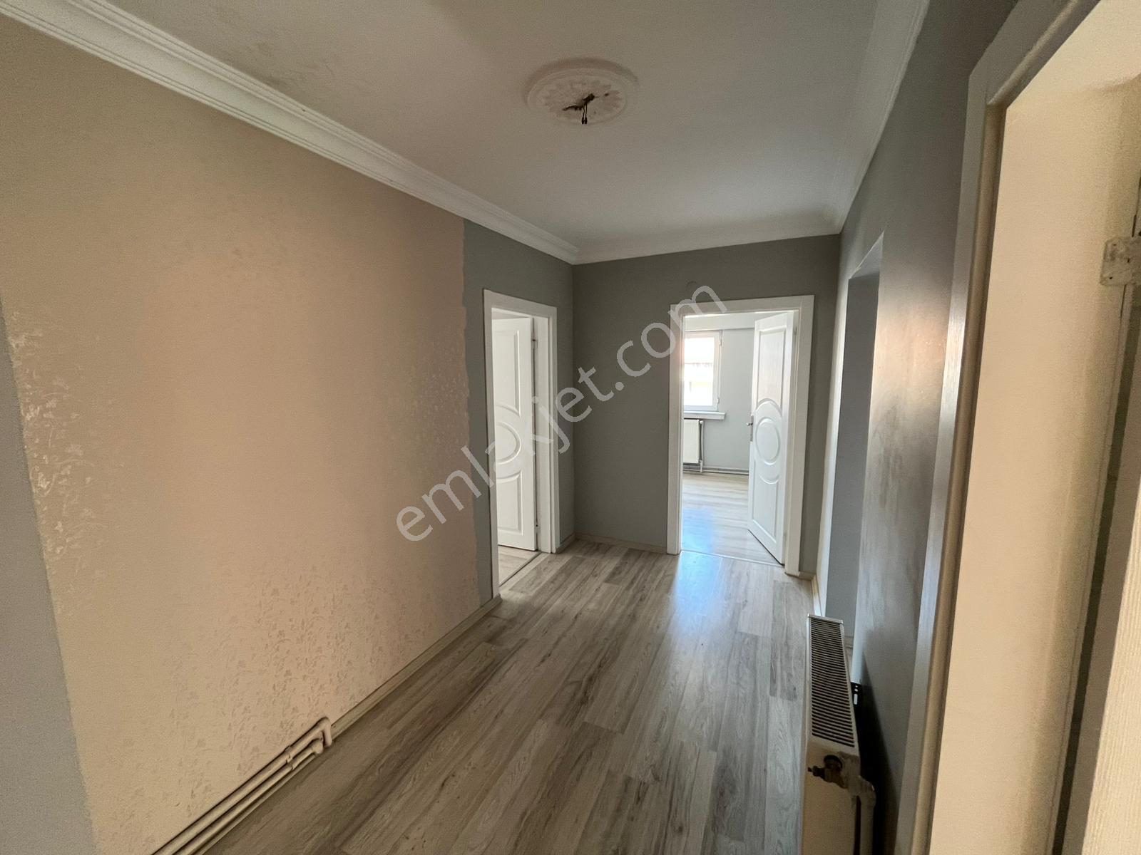 Es As Emlak'tan Mareşal Çakmak Mh Yapılı Kiralık 3+1 Daire - Görsel 22
