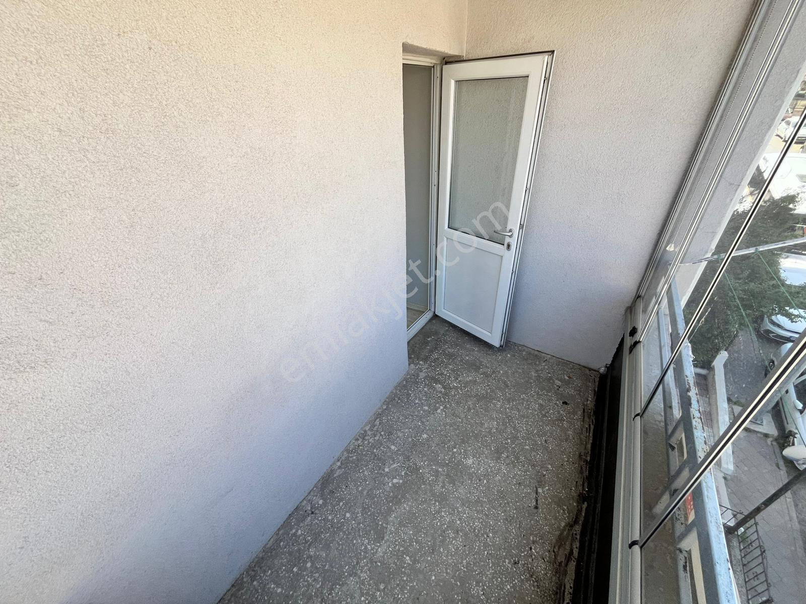 Es As Emlak'tan Mareşal Çakmak Mh Yapılı Kiralık 3+1 Daire - Görsel 25