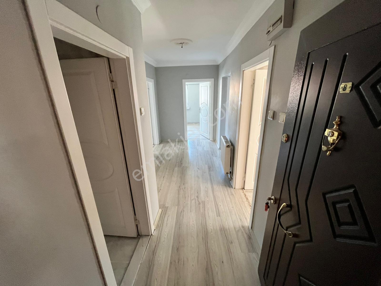 Es As Emlak'tan Mareşal Çakmak Mh Yapılı Kiralık 3+1 Daire - Görsel 24
