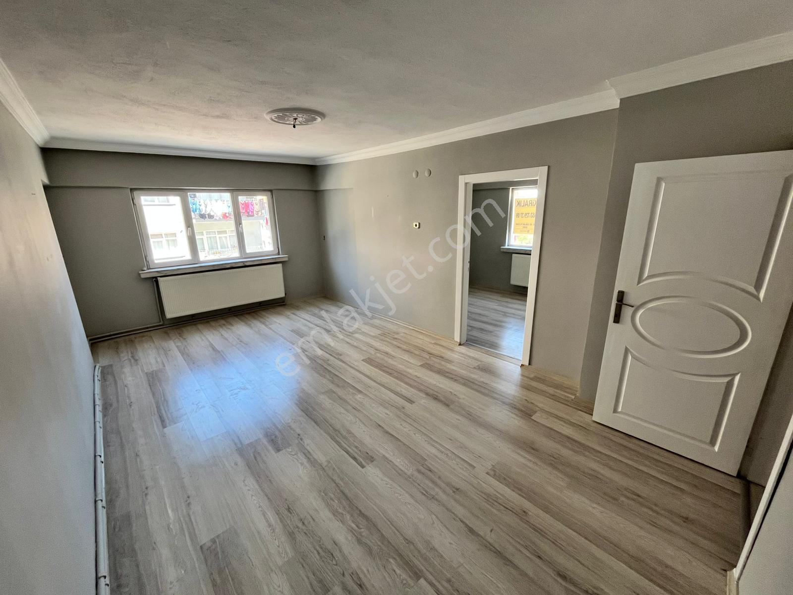 Es As Emlak'tan Mareşal Çakmak Mh Yapılı Kiralık 3+1 Daire - Görsel 6