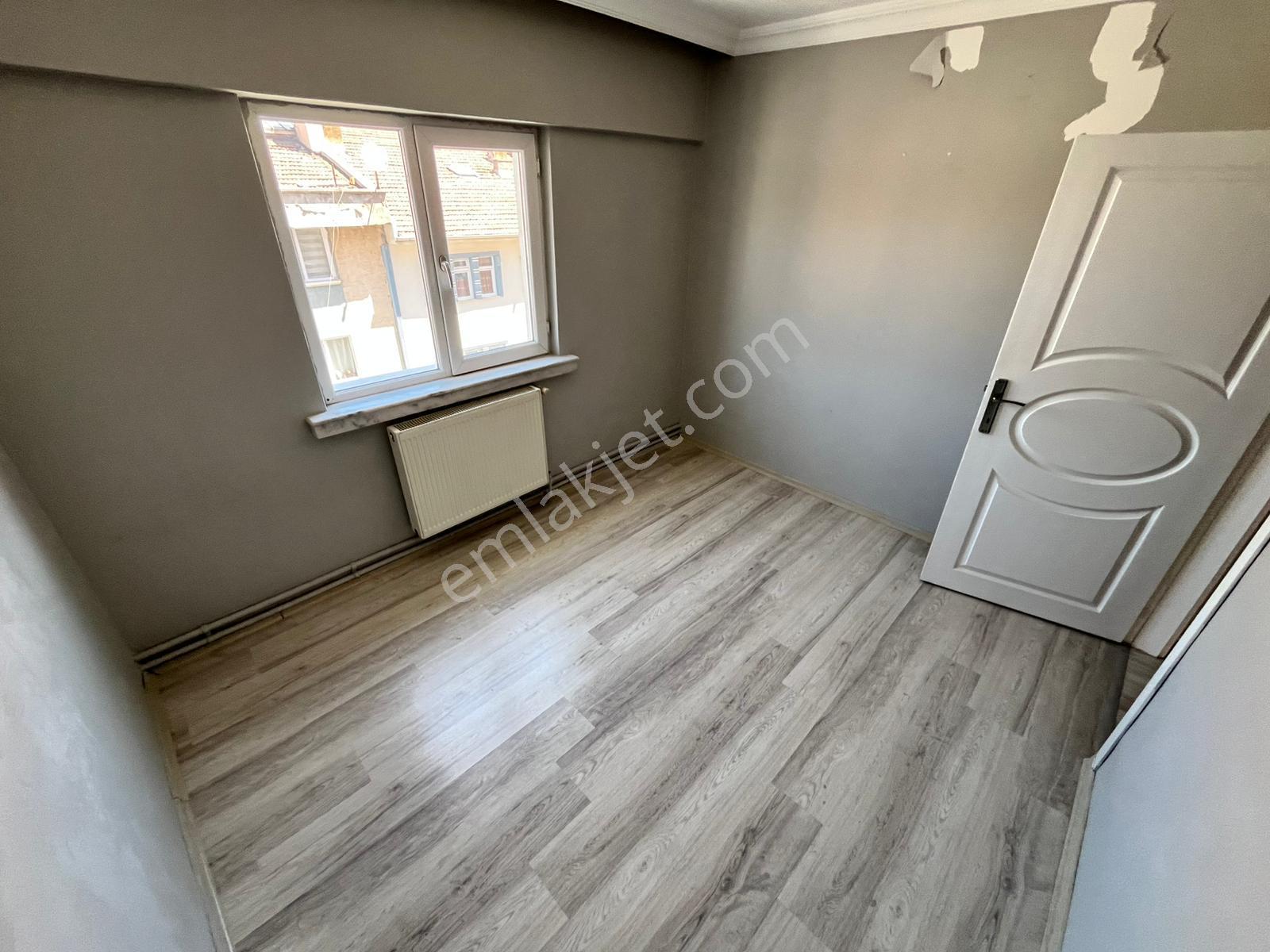 Es As Emlak'tan Mareşal Çakmak Mh Yapılı Kiralık 3+1 Daire - Görsel 12