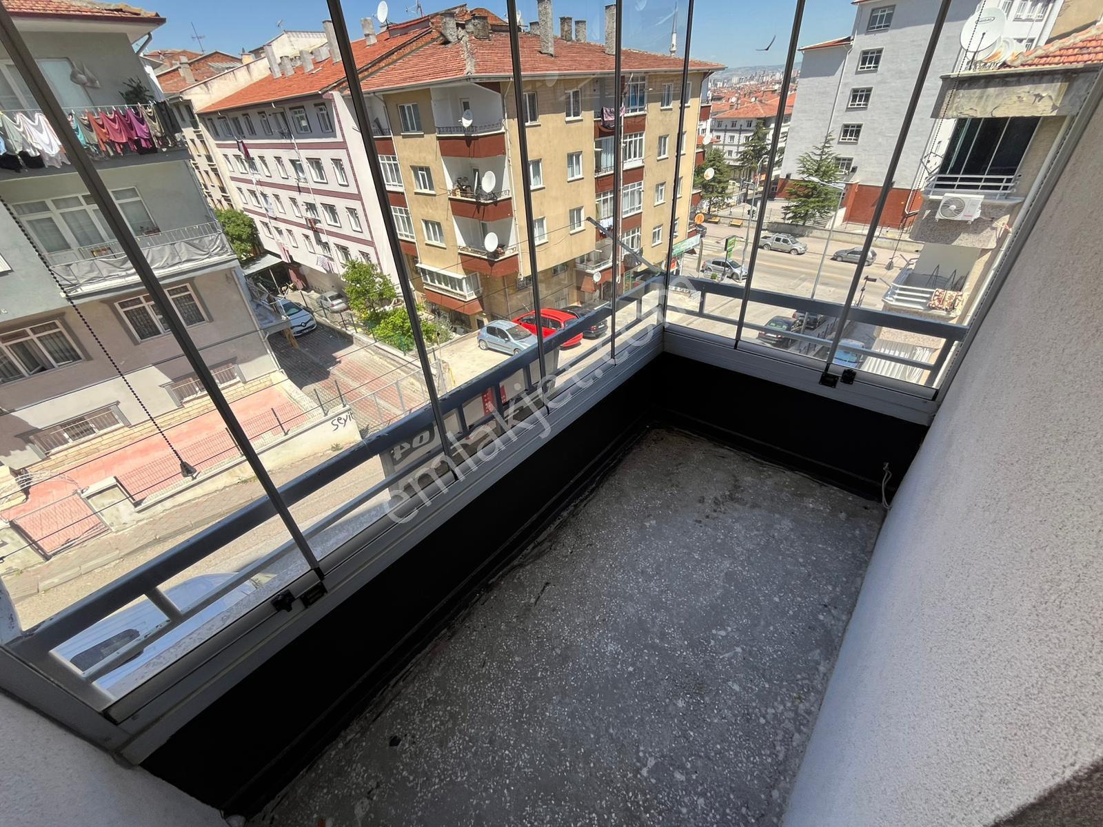 Es As Emlak'tan Mareşal Çakmak Mh Yapılı Kiralık 3+1 Daire - Görsel 26