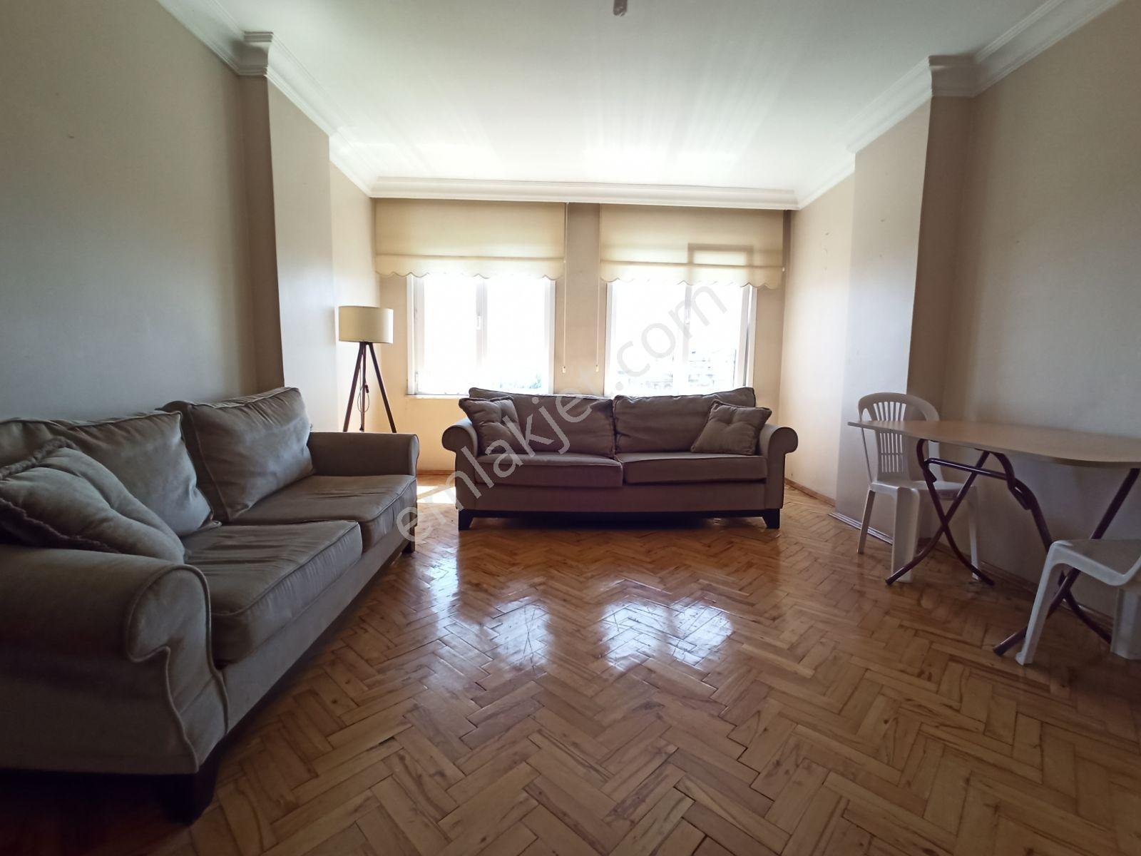 Halide Edip Adıvar Mahallesinde Geniş 3+1 Kiralık Daire - Görsel 3