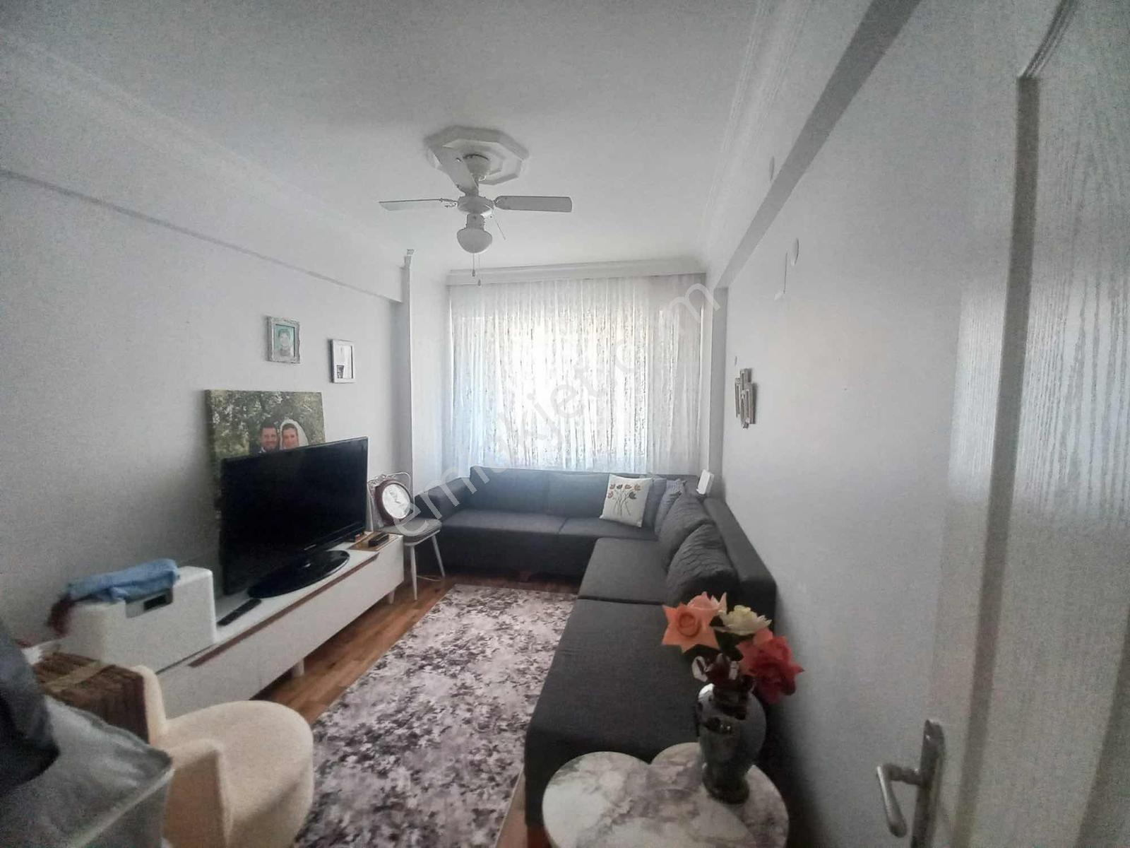Reşadiye Mahallesinde 3+1 Satılık Daire - Görsel 3