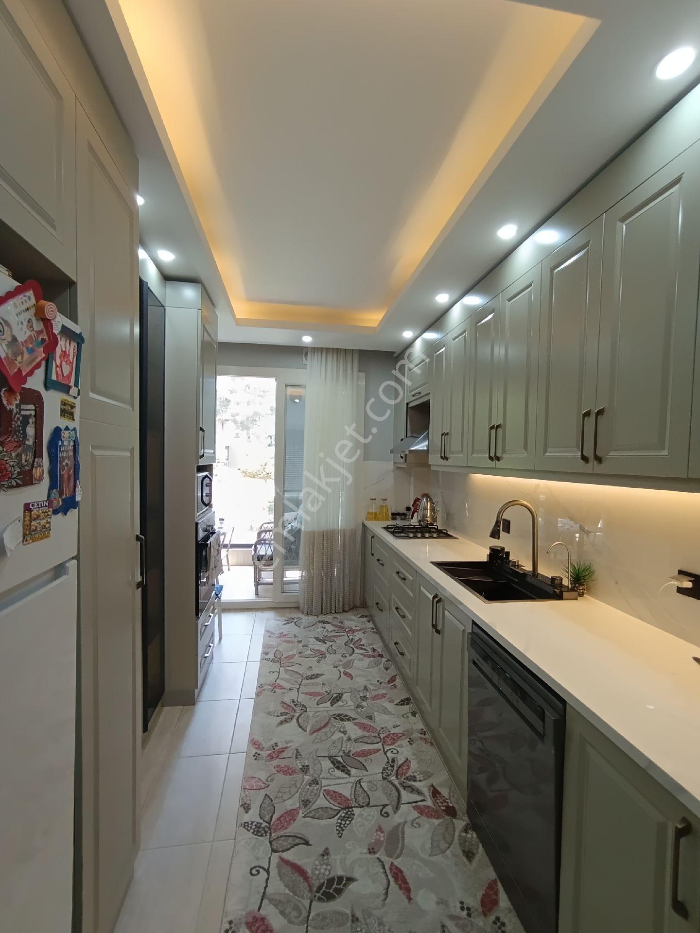 Yüreğir İncisi Kulakkent Sitesi İci Yenilenmis 3+1 - Görsel 7